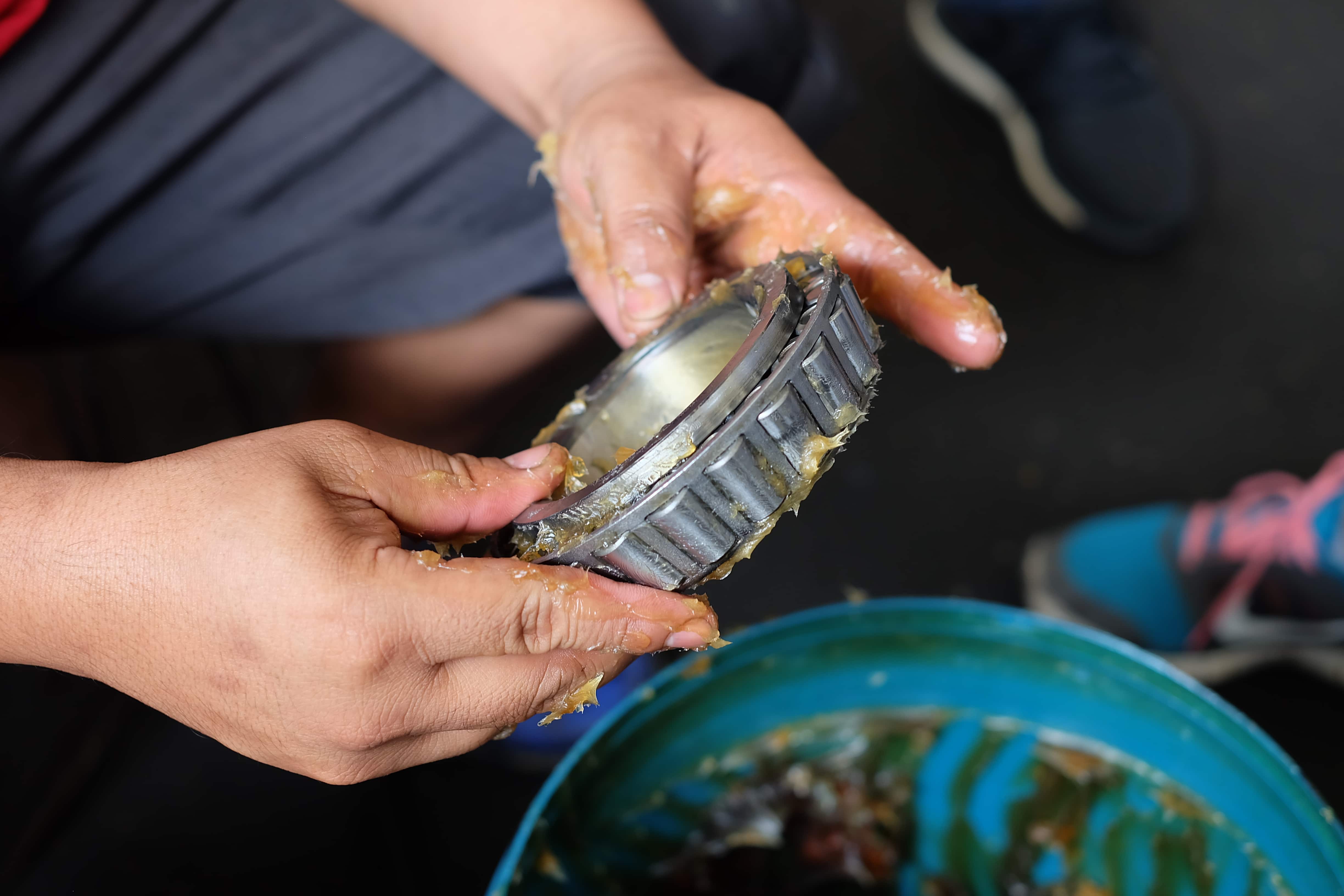 Grease Analysis, Grease Testing, Grease Testing Lab Bureau Veritas